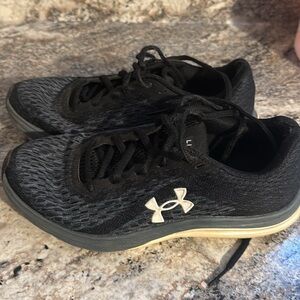 Under Armour Women's Liquify Rebel running shoes